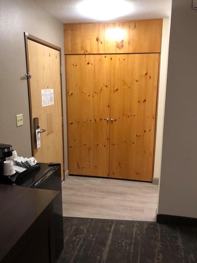 King Room - Upper Floor/Non-Smoking,993006340:JPEG